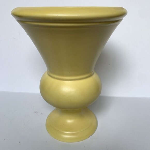 Haeger Pottery Yellow Large Vase MCM 9" Ceramic - Picture 6 of 8